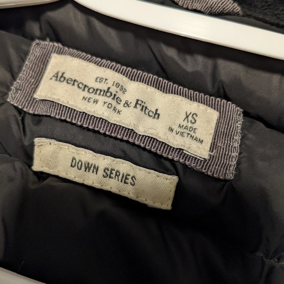 Hollister Down Jacket - Picture 3 of 4